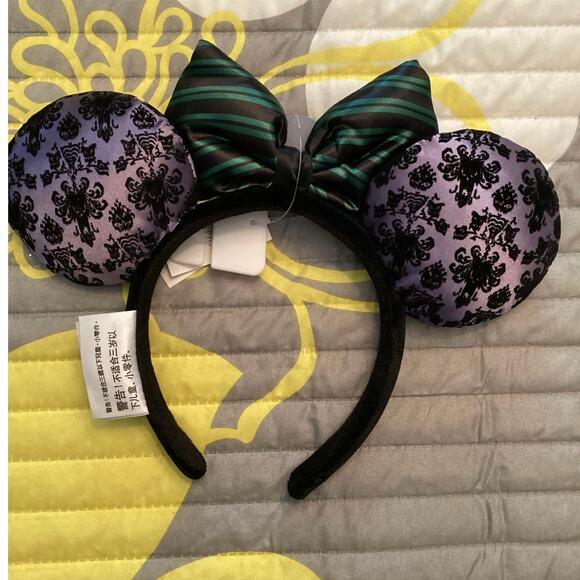 NWOT Disney Parks Haunted Mansion Wallpaper Bat Minnie Mouse Ears Headband